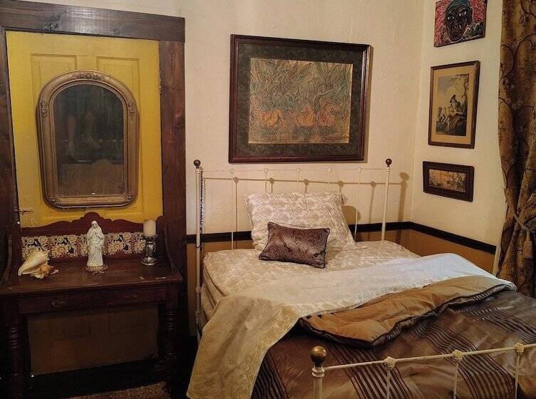 مبيت وإفطار Lafleur Guest House