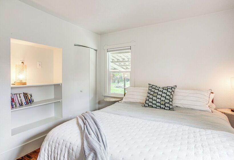 Chic Coeur D Alene Home W/ Patio, 1 Mi To Downtown