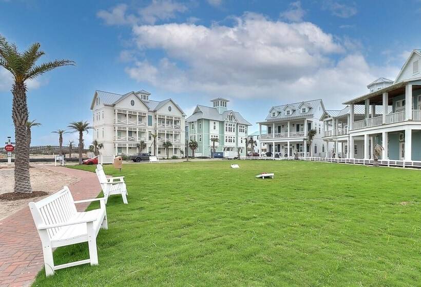 Friday S Comin  132 Bar