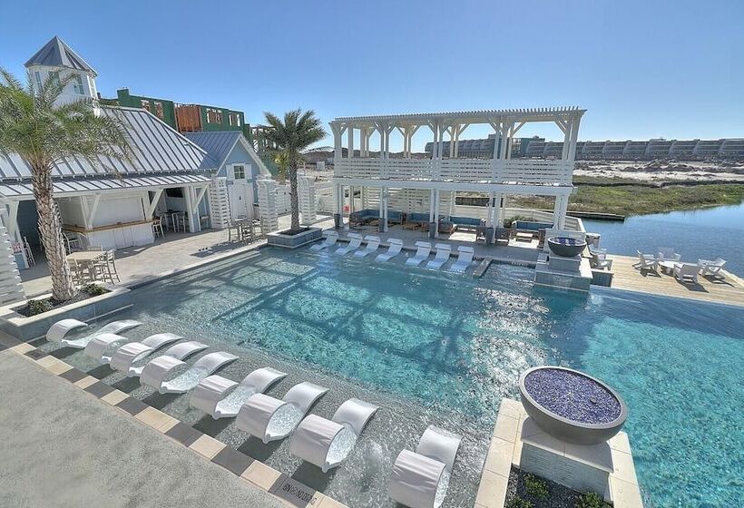 Friday S Comin  132 Bar