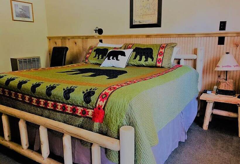 Отель Grizzly Lodge