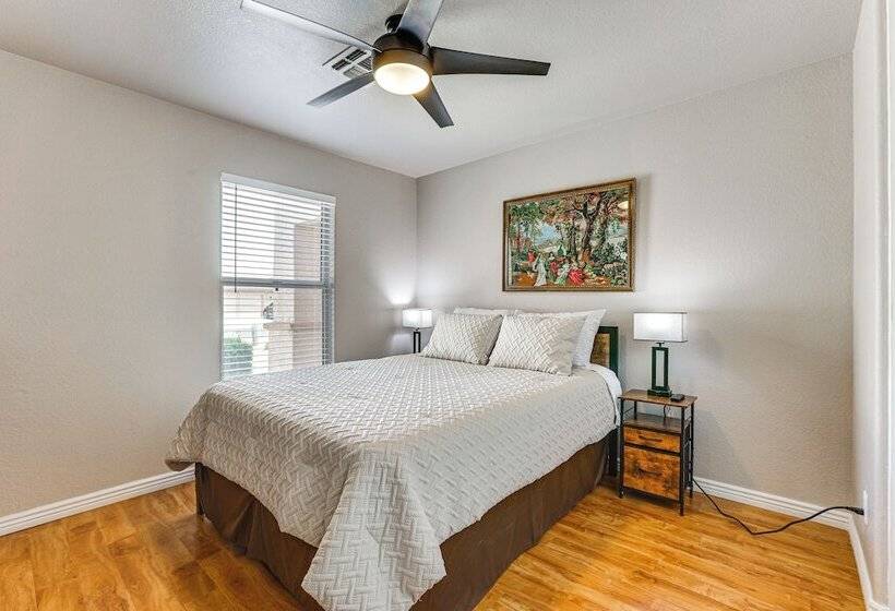 Peoria Home W/ Fenced In Yard & Patio!