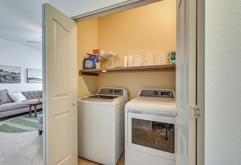 Pet Friendly Yuma Home W/ Private Yard & Pool!