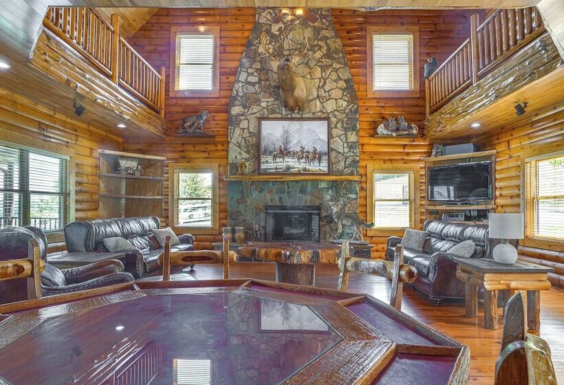 Rustic Retreat In Hickman On 160 Acres W/ Views!