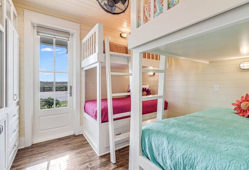 Seaside Shanty 125 Se