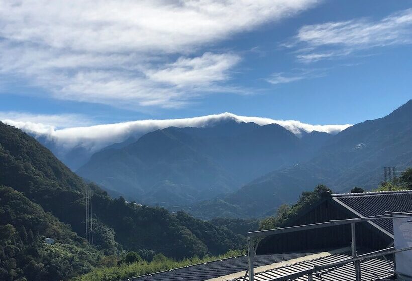 تختخواب و صبحانه Cingjing Morning Star