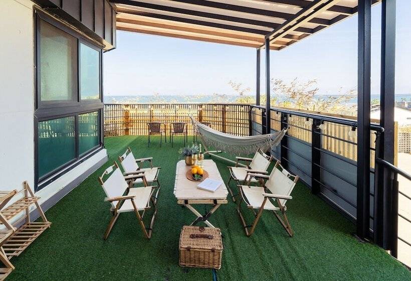 Carrot Ryokan Poolvilla