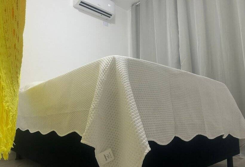 فندق فئة نجمة واحدة Pousada Girassol Genipabú