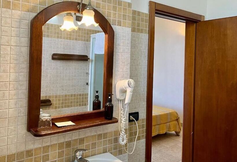 客栈  Grikó Country Slow