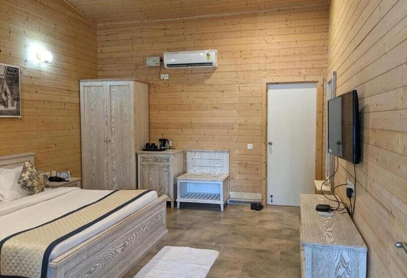 Отель Bangaram Island Beach Resort Wooden Hut
