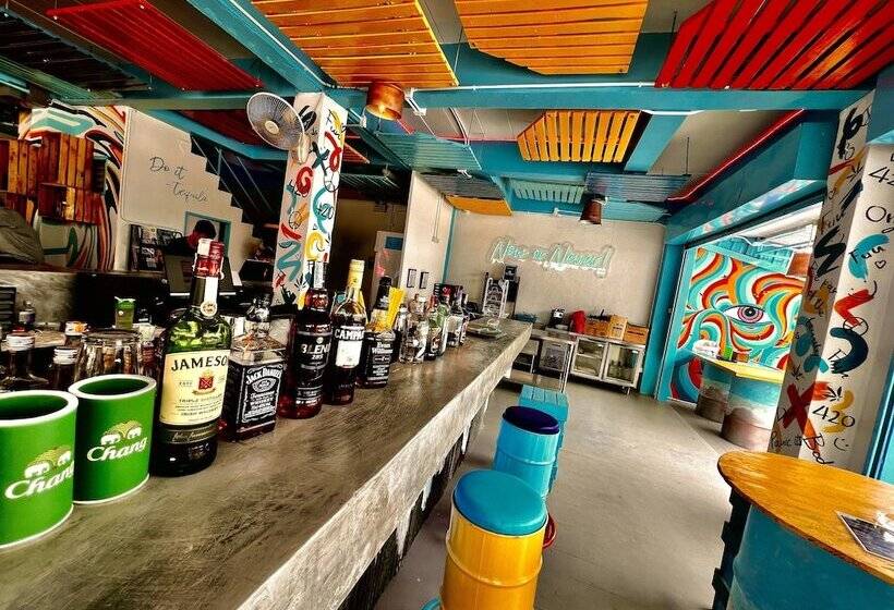 هتل Bodega Krabi