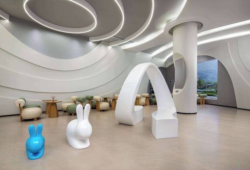 בית מלון כפרי Days Inn By Wyndham Pingxiang Wugong Mountain