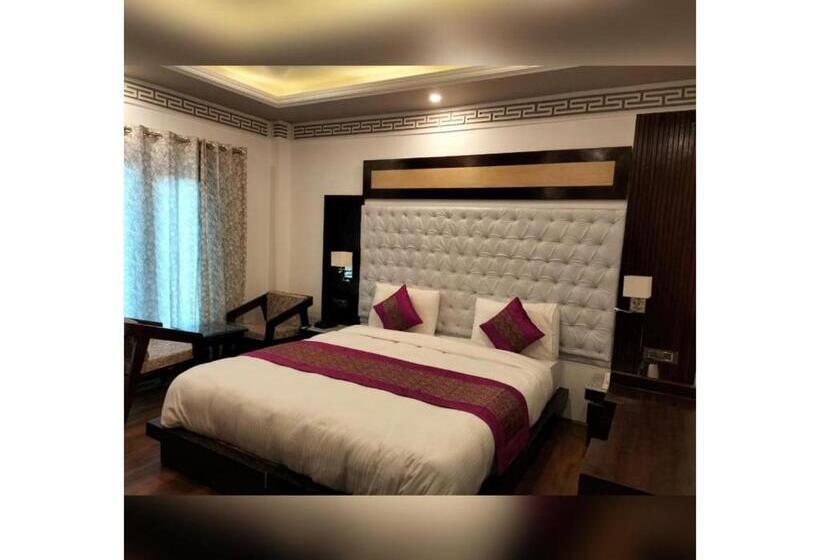 Hotel Greater Ladakh Residency