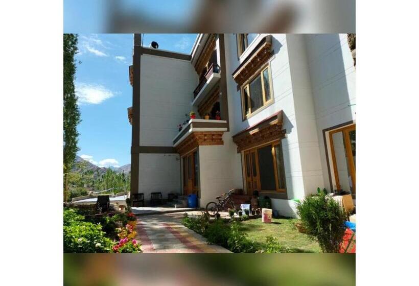 Hotel Greater Ladakh Residency