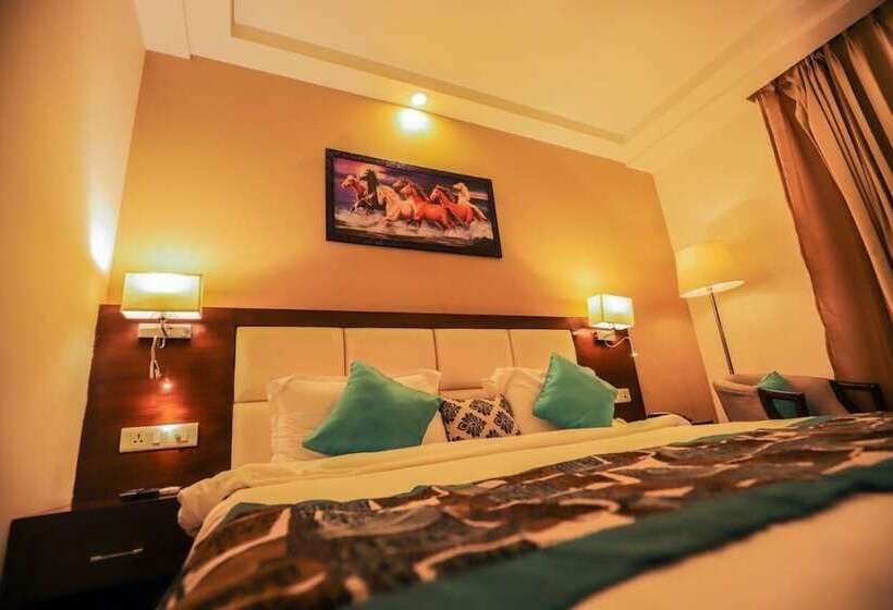 Отель Krishna Valley Wellness Resort Vrindavan