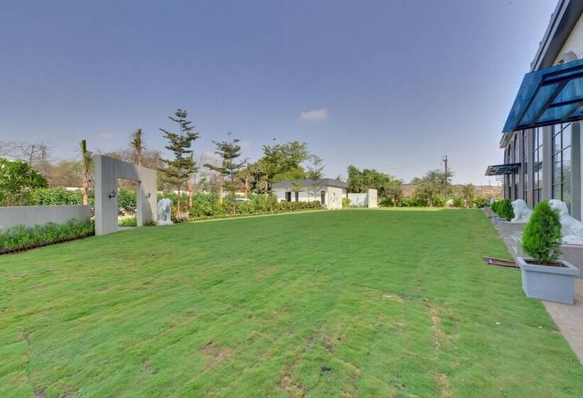 בית מלון כפרי The Fern Residency Bhiwandi - Pimplas