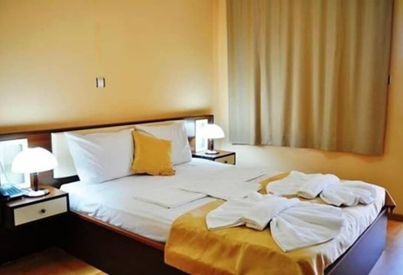 ホテル The Green Beach Resort