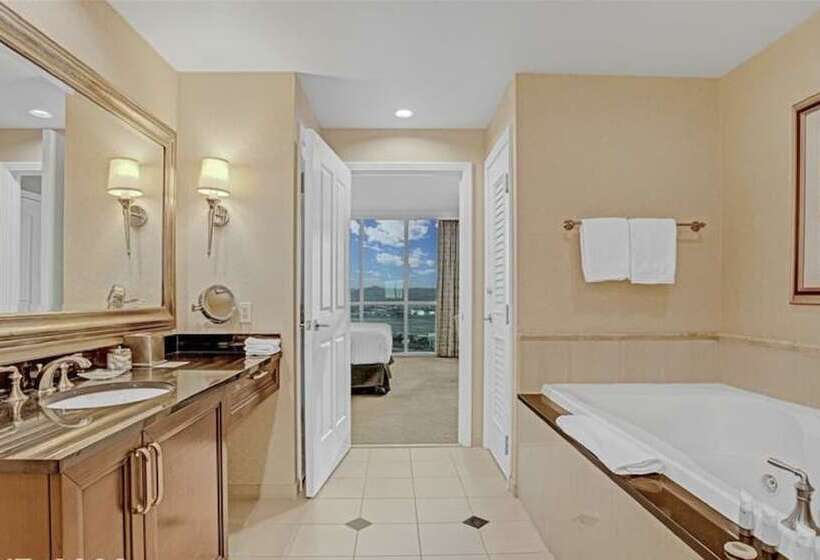 هتل Awesome New Mgm Signature Condo