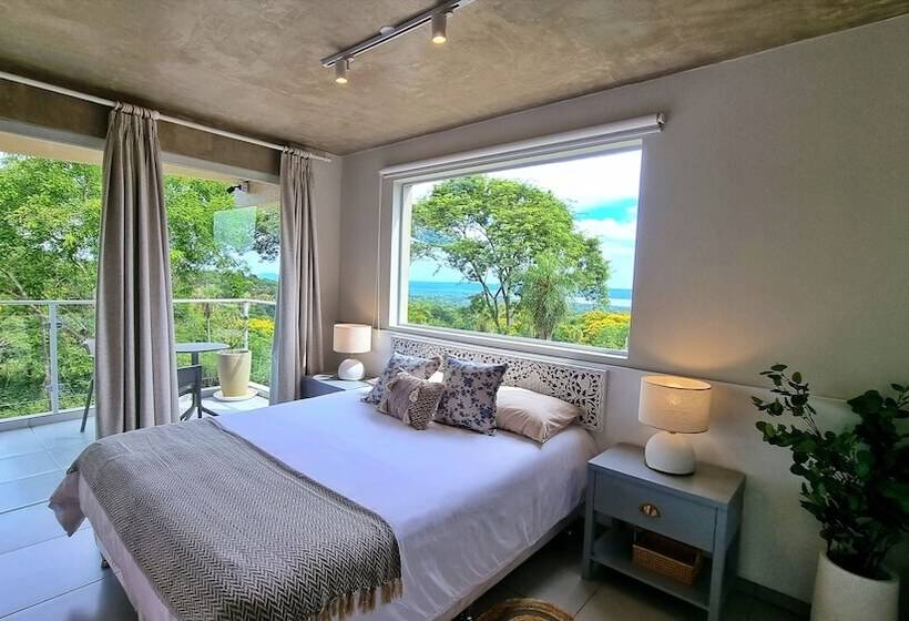 Lasuiza Suites