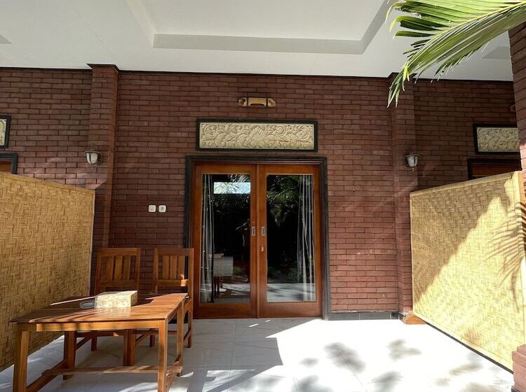 膳宿费 Tebu Menjangan Homestay