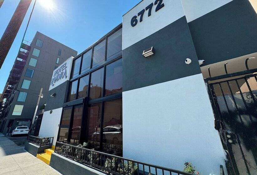 فندق Rudra Hollywood