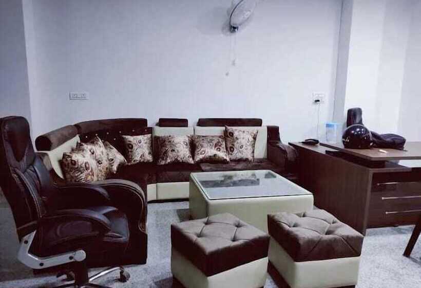 فندق Pancham Palace