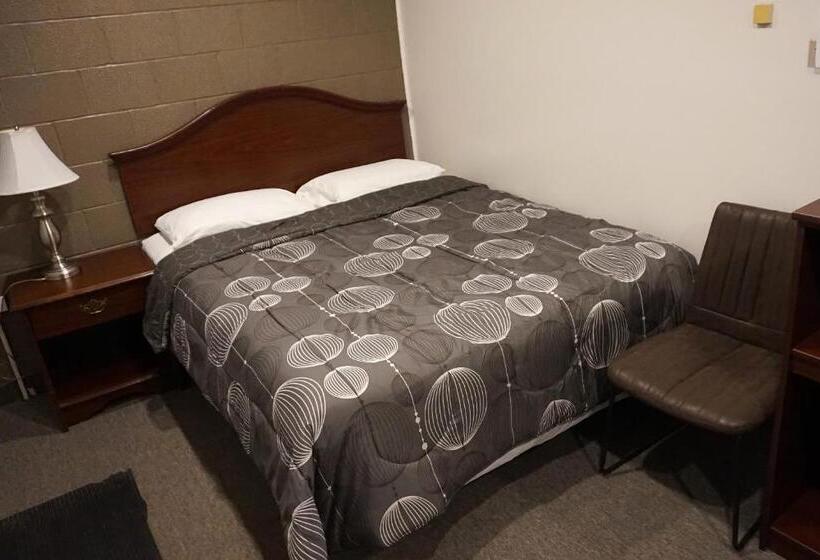 Caravel Motel