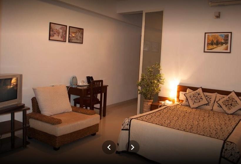 בית מלון כפרי Fabexpress Pleasant Moments Koramangala