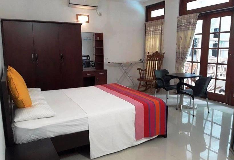 هتل Yoho Taskans Villa