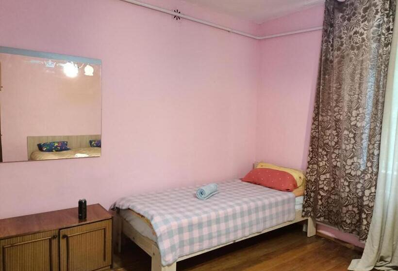 Krone Hostel