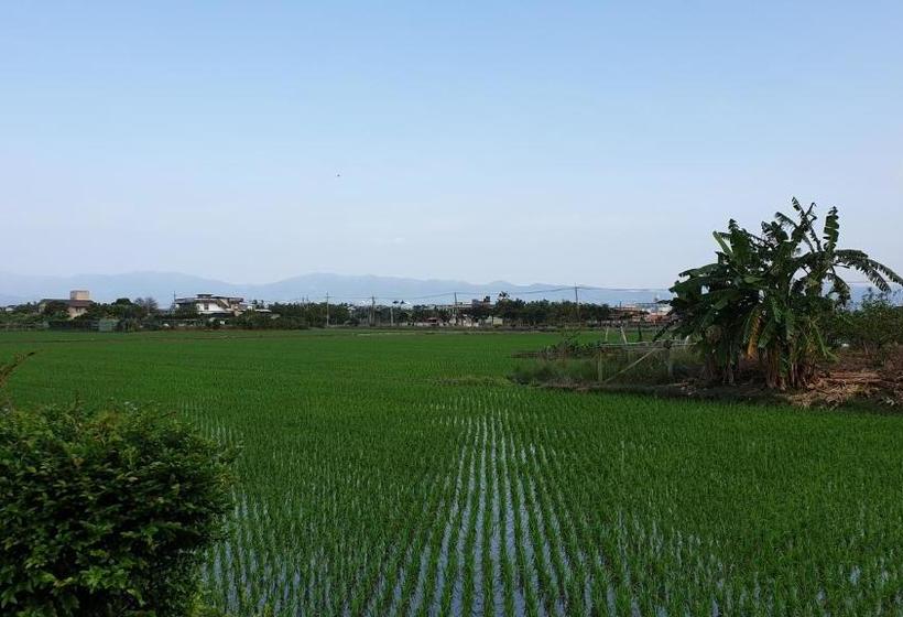 استراحتگاه Beauty Monroe B&b 可包棟 150吋投影 唱歌 夏日玩水 烤肉 電動麻將