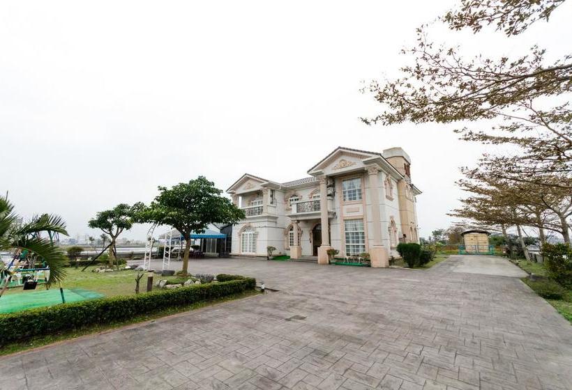 استراحتگاه Beauty Monroe B&b 可包棟 150吋投影 唱歌 夏日玩水 烤肉 電動麻將