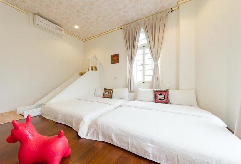 استراحتگاه Beauty Monroe B&b 可包棟 150吋投影 唱歌 夏日玩水 烤肉 電動麻將