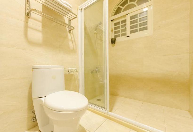 استراحتگاه Beauty Monroe B&b 可包棟 150吋投影 唱歌 夏日玩水 烤肉 電動麻將