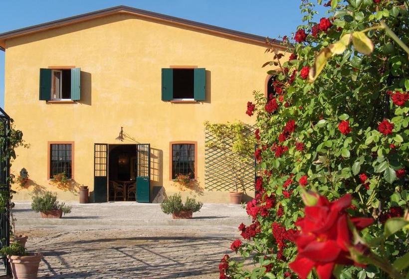 مبيت وإفطار Agriturismo Le Colombaie