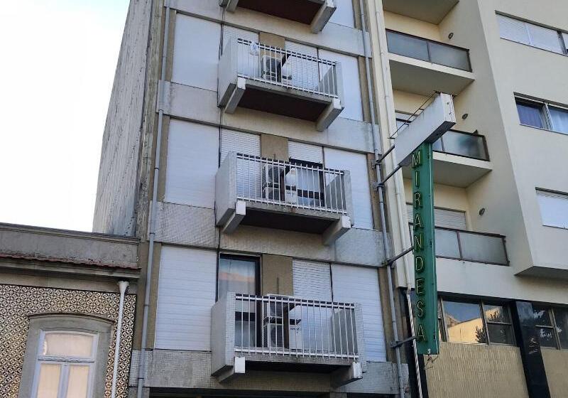 مبيت وإفطار Mirandesa Guesthouse