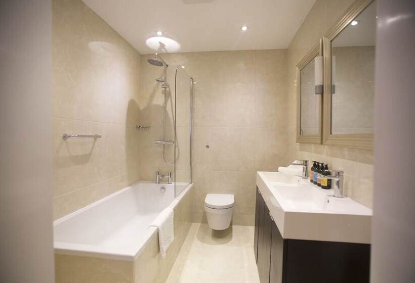 The Lansbury Heritage A Sunday Hotel   Canary Wharf