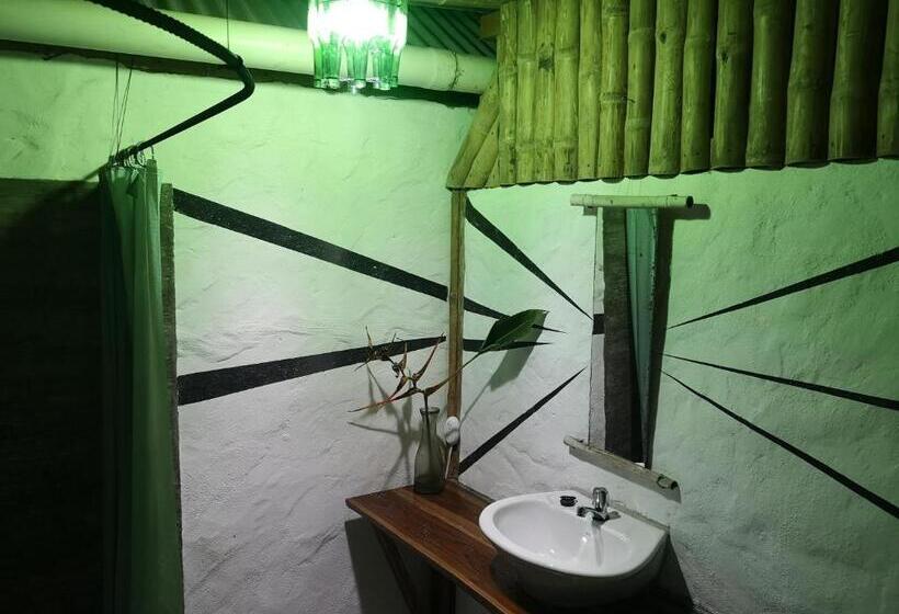 Общежитие Maracumbo Lodge