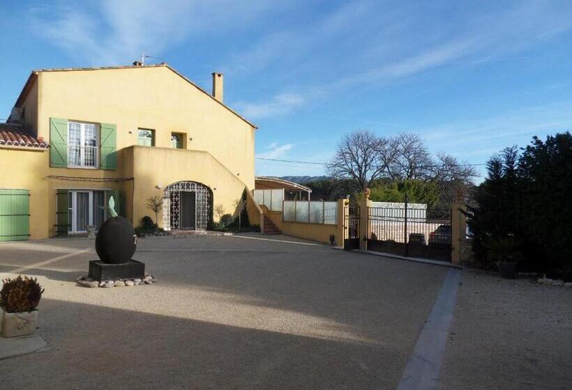 Bed and Breakfast Domaine De L Olibaou