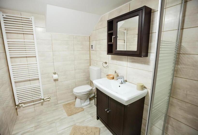 تختخواب و صبحانه Maisonette Apartments