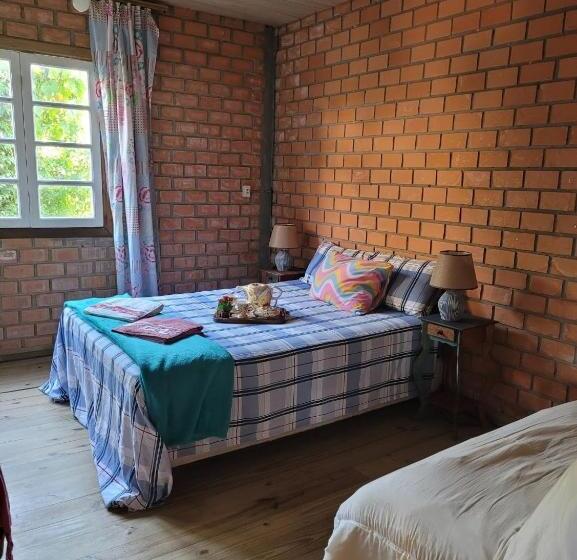 تختخواب و صبحانه Pousada Villa Morena