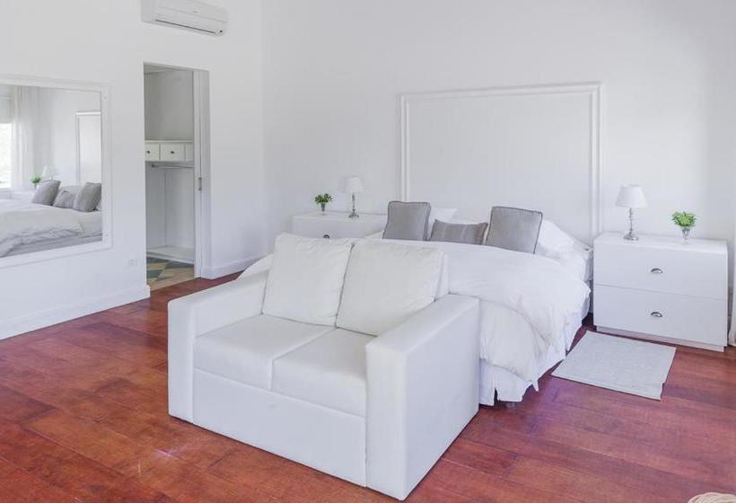 مبيت وإفطار Suites Camacho