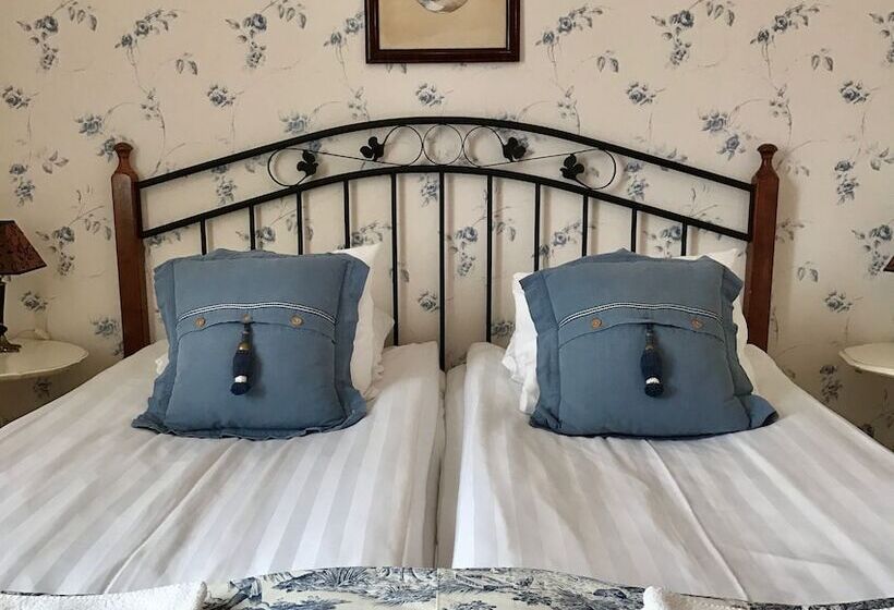 בית מלון כפרי L Viking