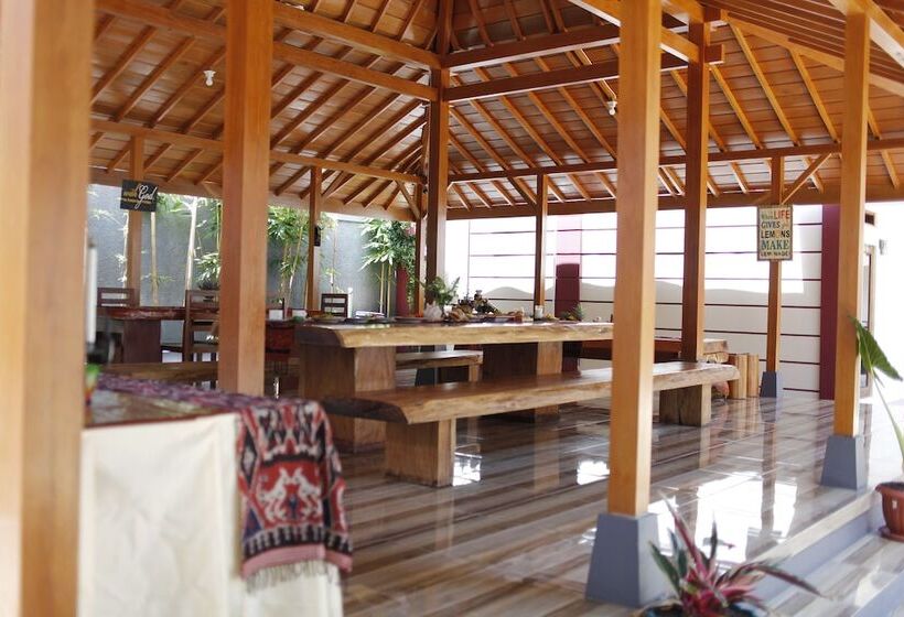 هتل Pavilla Labuan Bajo