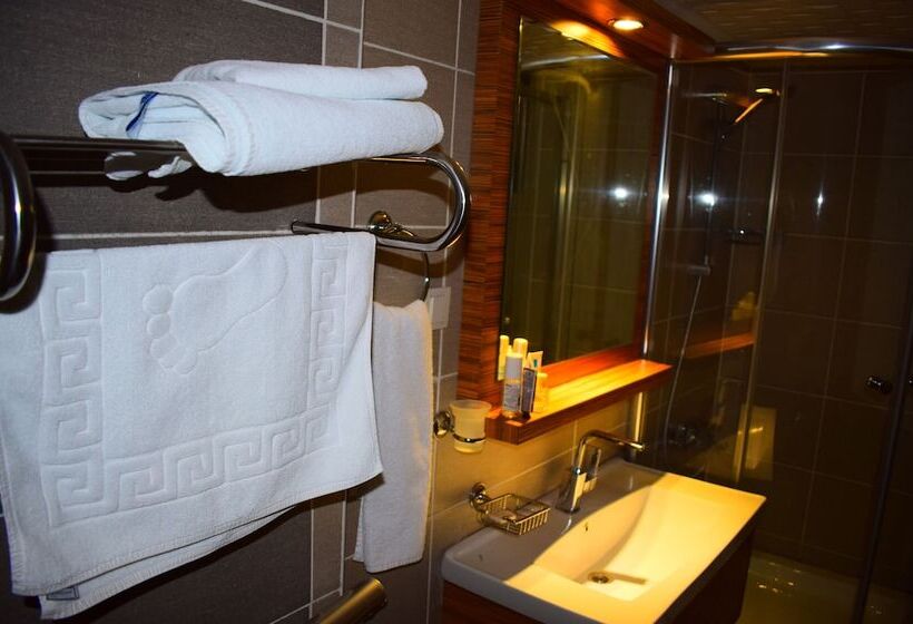 استراحتگاه Merada Termal Hotel & Spa