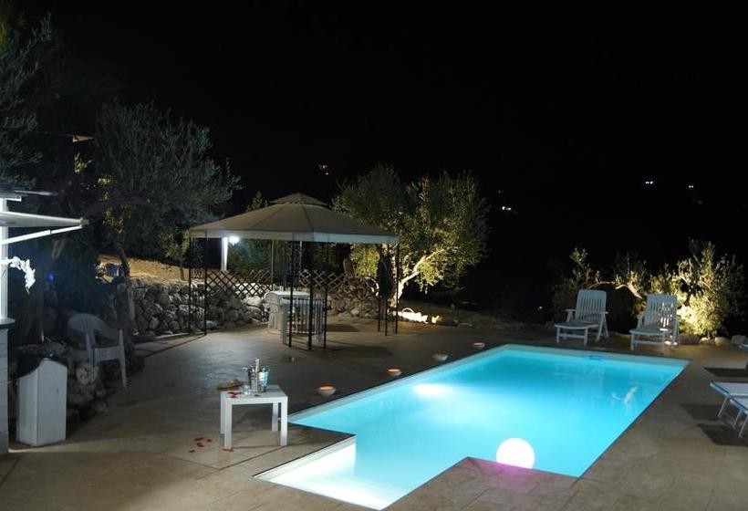 تختخواب و صبحانه Magna Grecia