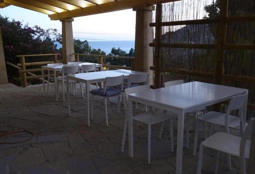 مبيت وإفطار Casa Daniela