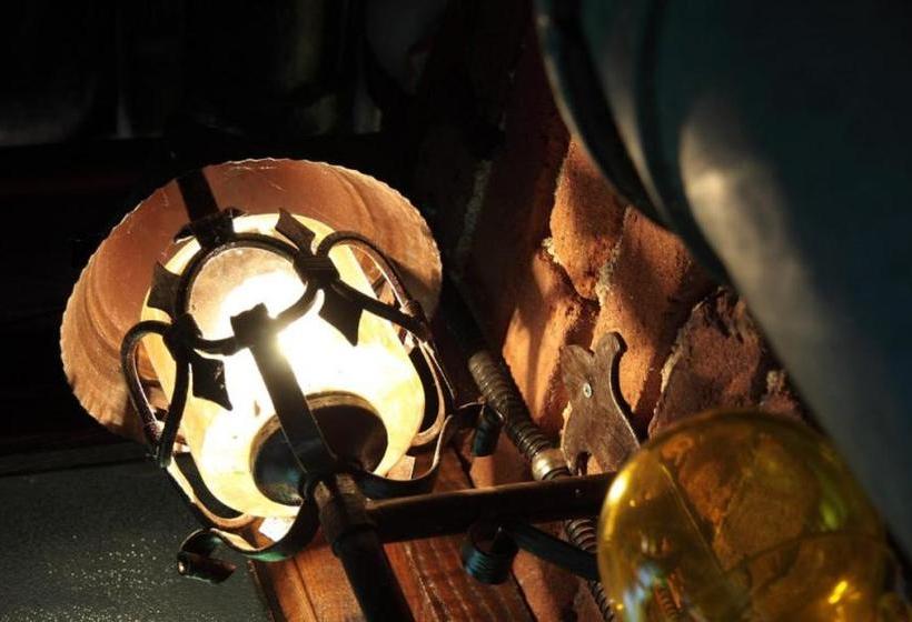 مبيت وإفطار La Casa Di Baba