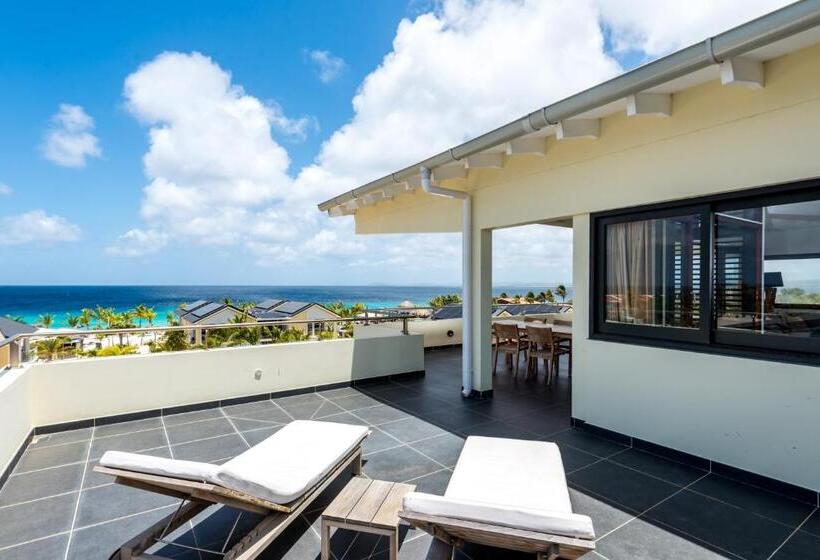 Delfins Beach Resort