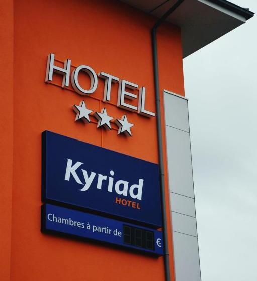 ホテル Kyriad Pontarlier
